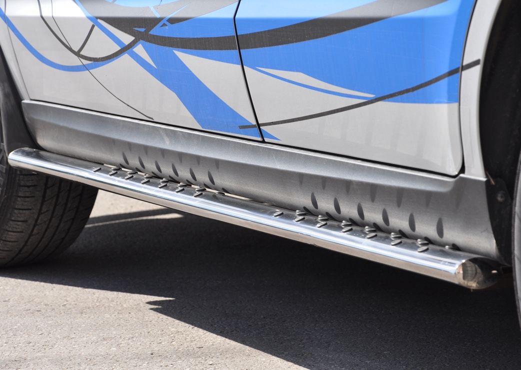 Защита порогов RusStal труба d75х42 овал с проступью для Hyundai Santa Fe II 2010-2012. Артикул HSO-000768