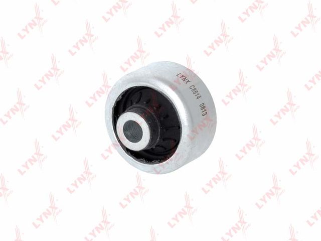 Сайлентблок переднего рычага подвески LYNXauto. Артикул C8614