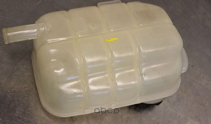 Расширительный бачок General Motors. Артикул 95380033