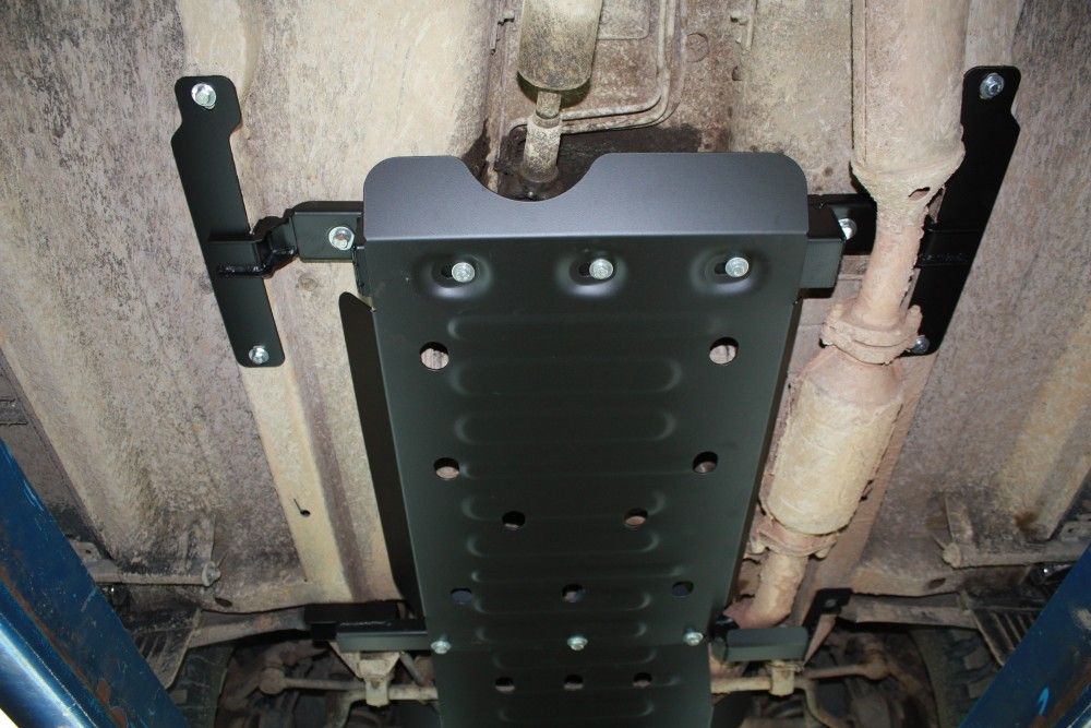 Защита Alfeco для раздатки ВАЗ 21214-10 Нива 2002-2006. Артикул ALF.28.17