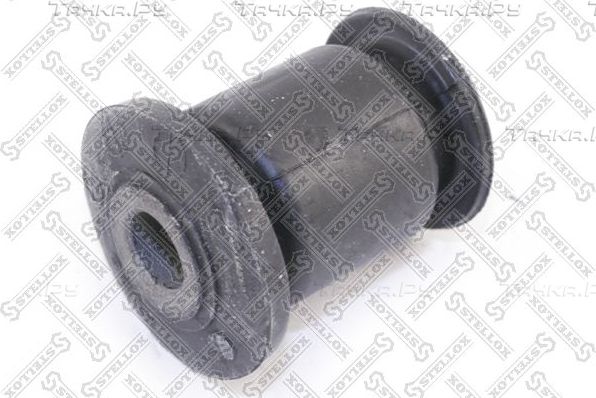 Сайлентблок переднего рычага подвески Stellox. Артикул 87-71047-SX