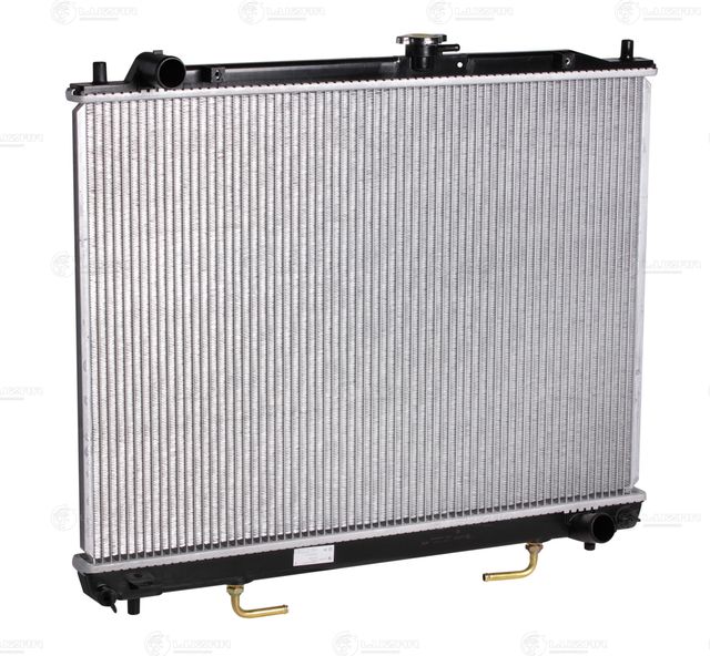 Радиатор охлаждения двигателя Luzar для Mitsubishi Pajero IV 2006-2026. Артикул LRc 11151