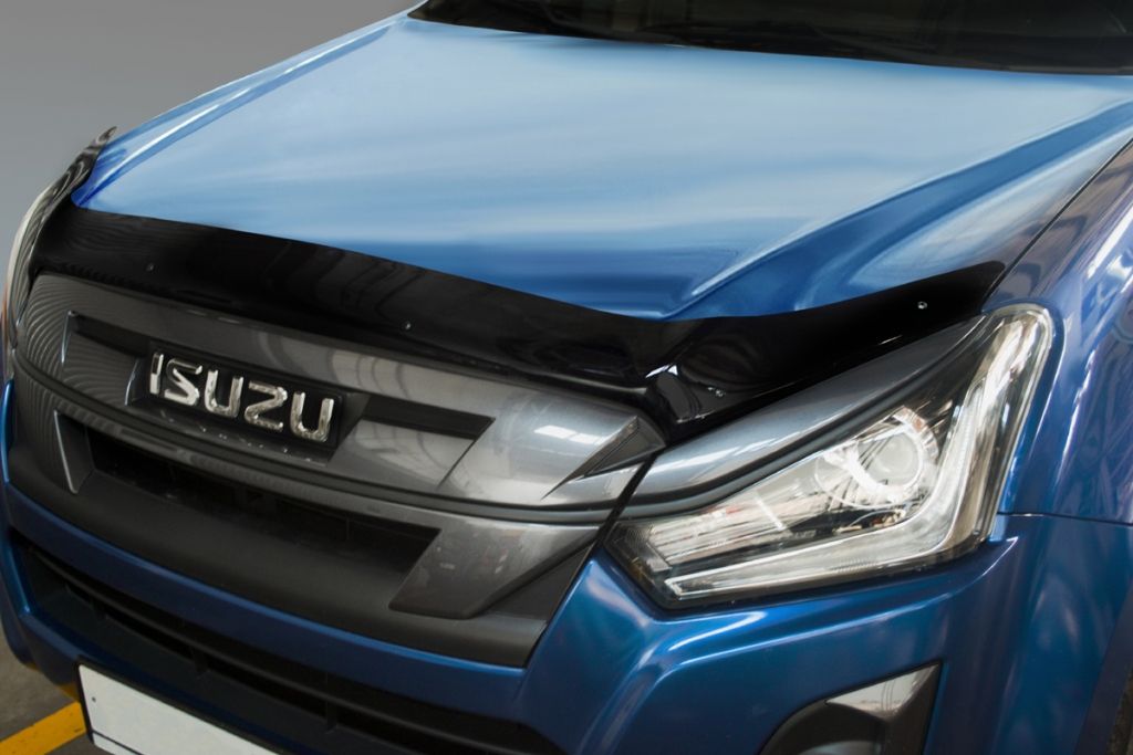 Дефлектор SIM для капота Isuzu D-Max 2019-2026. Артикул SISDMAX1912