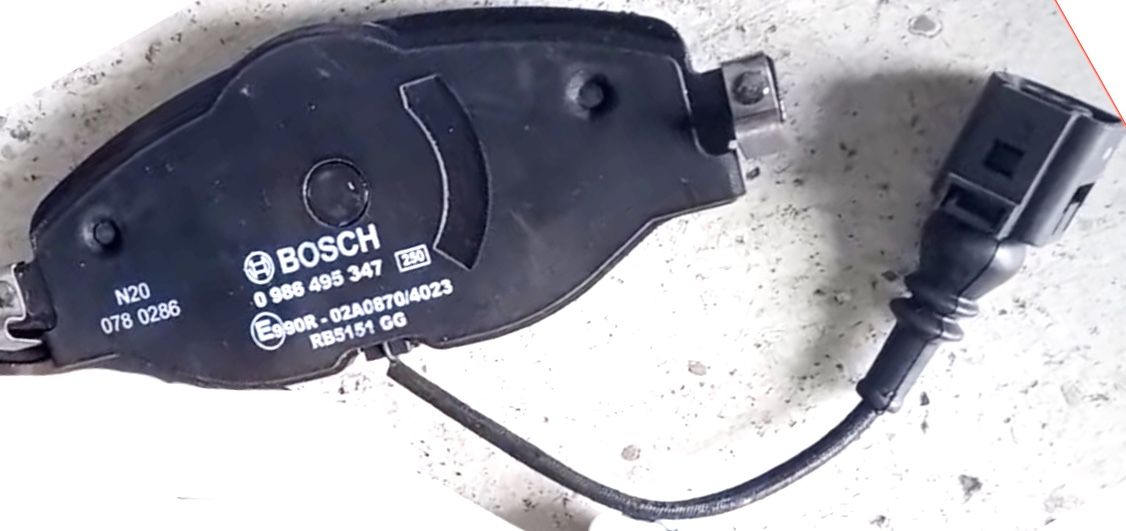 Тормозные колодки Bosch. Артикул 0 986 495 347