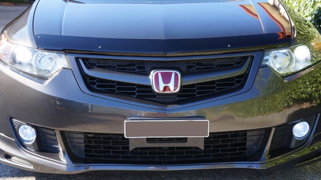 Дефлектор SIM для капота Honda Accord VIII 2008-2012. Артикул SHOACC0812