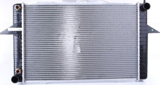 Радиатор охлаждения двигателя Nissens для Volvo 850 1993-1997. Артикул 65540A