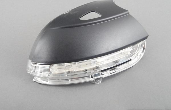 Поворотник (фонарь указателя поворота) VAG. Артикул 3C8949101E