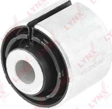 Сайлентблок переднего рычага подвески LYNXauto передний для Mercedes-Benz CLS I (C219) 2004-2010. Артикул C8432