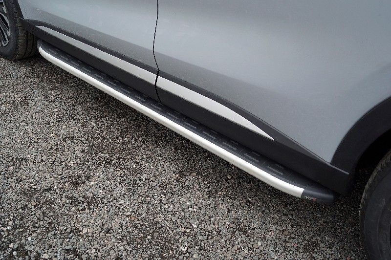 Пороги алюминиевые ТСС с пластиковой накладкой 1820 мм для Exeed RX 2.0L 4WD 2023-2026. Артикул EXEEDRX23-04AL