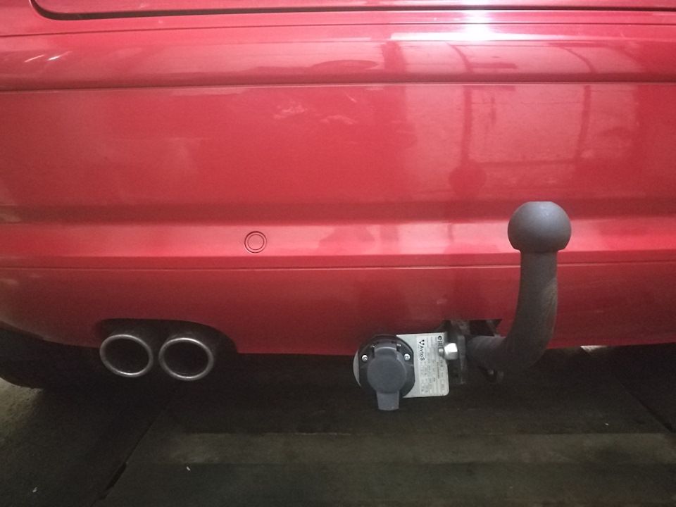 Фаркоп AvtoS для Volkswagen Golf Plus V, VI 2005-2015. Артикул VW 25