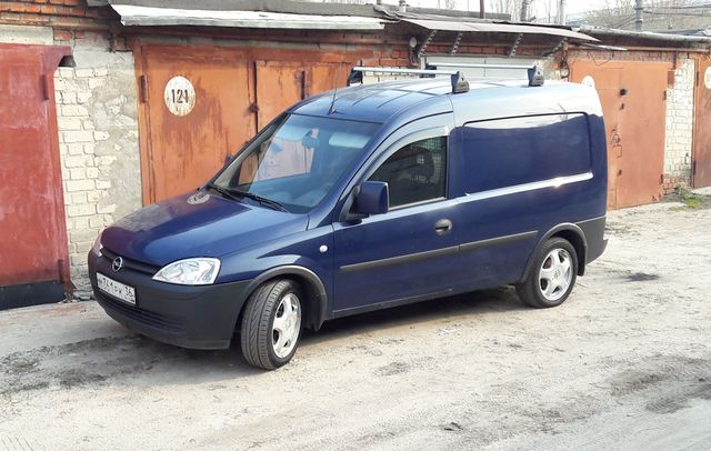 Дефлекторы Cobra Tuning для окон Opel Combo Tour C 2001-2011. Артикул O12801