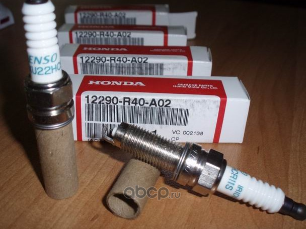 Свеча зажигания Honda. Артикул 12290R40A02