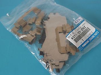 Тормозные колодки Mazda. Артикул K0Y13329Z