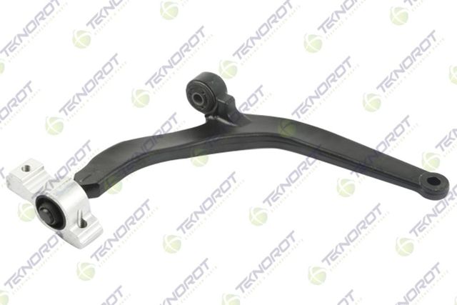 Поперечный рычаг передней подвески Teknorot правый нижний для Peugeot 406 I 1995-2004. Артикул P-445