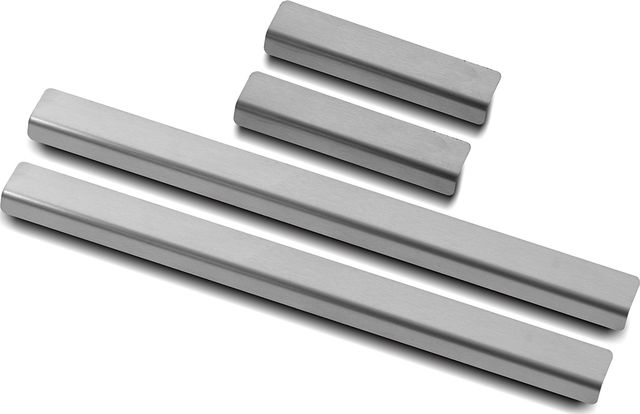 Накладки RusStal на пороги (лист нерж. шлифованный) для Subaru Forester IV рестайлинг 2 2016-2018. Артикул SBFOR13-02