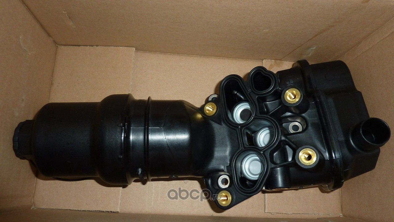 Радиатор масляный (маслоохладитель) для двигателя VAG. Артикул 06F115397J