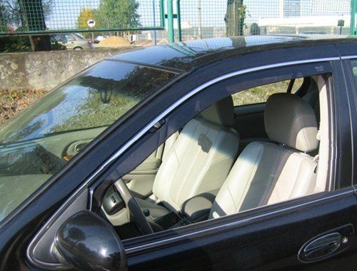 Дефлекторы Heko для окон Mitsubishi Carisma седан 1995-2004. Артикул 23323