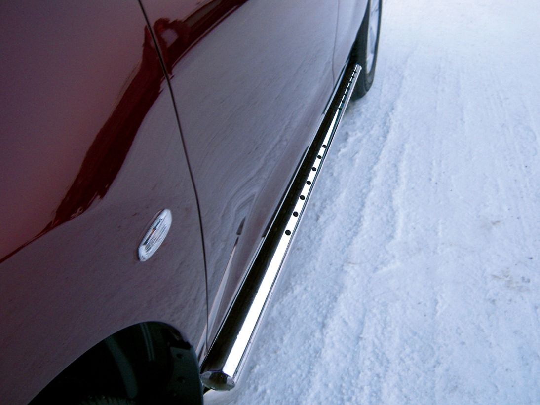 Защита порогов RusStal труба d75х42 овал с проступью для Nissan Murano Z51 2010-2015. Артикул NMO-010314