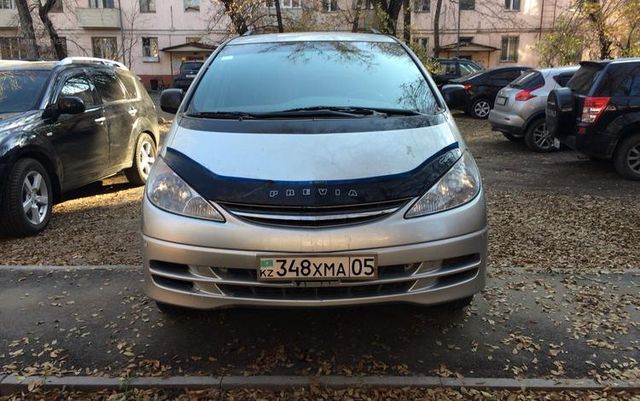 Дефлектор Vip-Tuning для капота Toyota Previa 2000-2005. Артикул TYA38