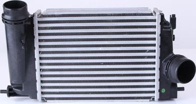 Интеркулер Nissens ** FIRST FIT **. Артикул 961120