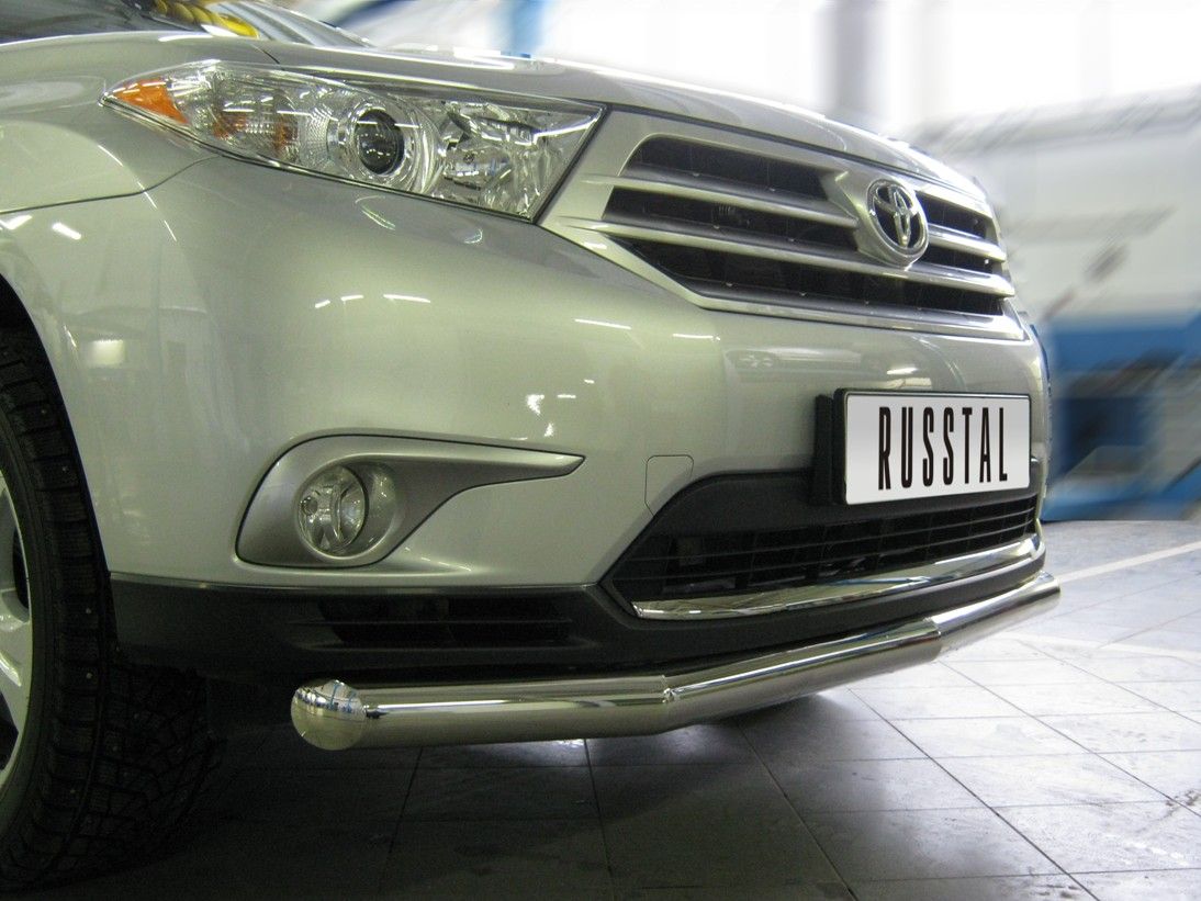 Защита RusStal переднего бампера d76 (4 секции) для Toyota Highlander II 2010-2014. Артикул THZ-000730