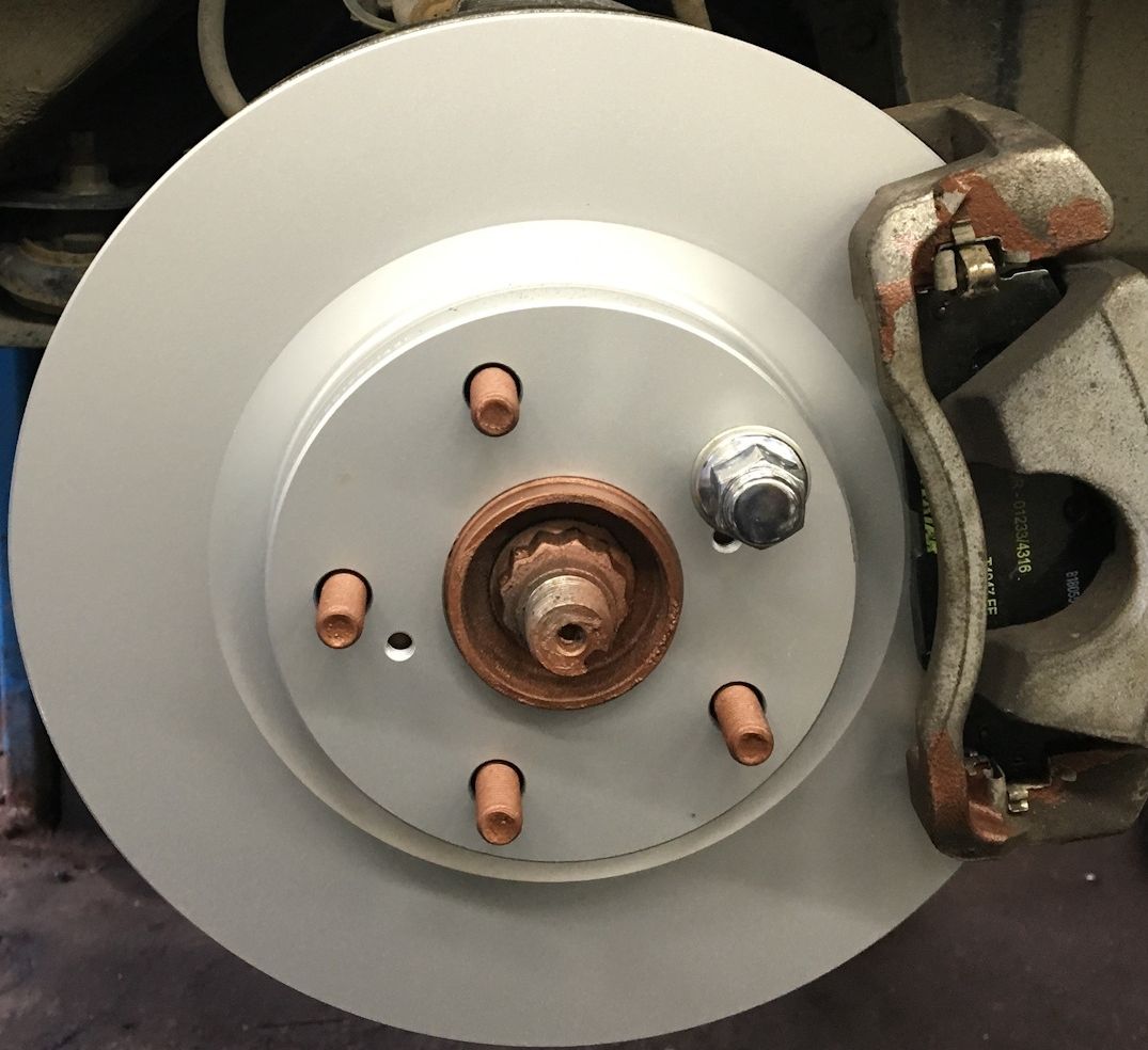 Тормозной диск Textar Pro. Артикул 92168803