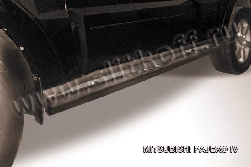 Пороги Slitkoff труба d76 с проступями ЧЕРНЫЕ матовые для Mitsubishi Pajero IV 2006-2011. Артикул MPJ011B