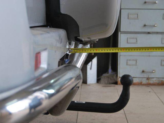 Фаркоп Auto-Hak для Suzuki Grand Vitara III 5-дв. (вкл. 2,4l) 2005-2015. Артикул W 23