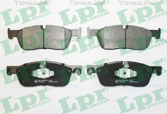 Тормозные колодки LPR передние для Jaguar XE I 2015-2026. Артикул 05P2095