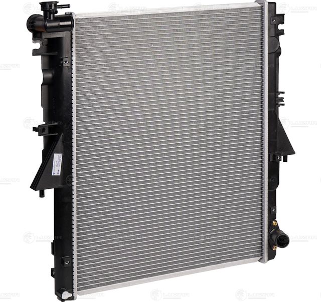 Радиатор охлаждения двигателя Luzar для Fiat Fullback I 2016-2026. Артикул LRc 1150
