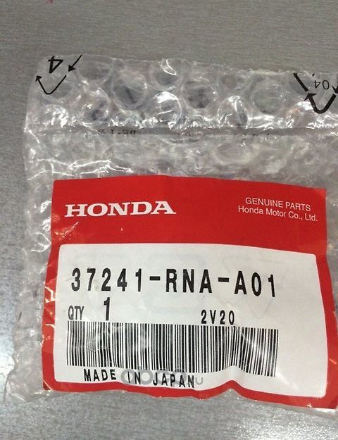 Датчик давления масла Honda. Артикул 37241RNAA01