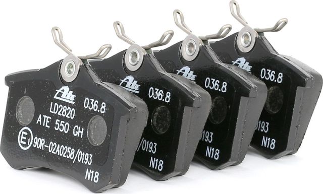 Тормозные колодки ATE Ceramic задние для Volkswagen Jetta VI 2010-2019. Артикул 13.0470-2820.2