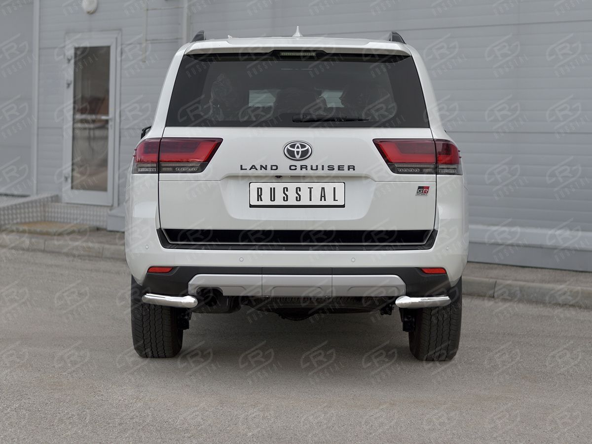 Защита RusStal заднего бампера уголки d63 секции для Toyota Land Cruiser 300 GR Sport 2021-2026. Артикул TLCZ-003971
