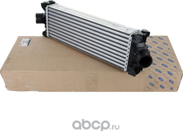 Интеркулер Ford. Артикул 1881209