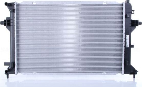 Радиатор охлаждения двигателя Nissens. Артикул 606263