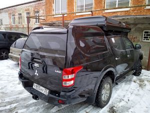 Крыша (кунг) кузова АВС-Дизайн для Mitsubishi L200 2015-2026 с двойной кабиной. Белая, 1 дверь. Артикул ABC.MCCL200.BR.06W