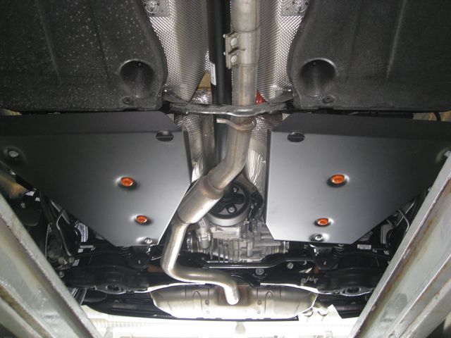 Защита Alfeco для топливного бака Volkswagen Tiguan II 4WD 2017-2026. Артикул ALF.26.45