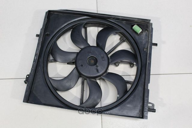 Вентилятор радиатора двигателя Nissan. Артикул 21481BM90A