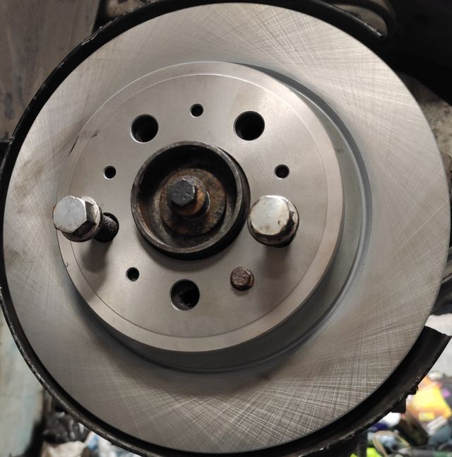 Тормозной диск Remsa задний для Fiat Bravo II 2007-2014. Артикул 6620.00