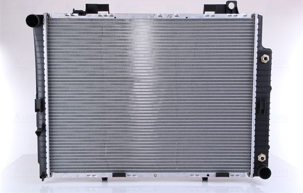 Радиатор охлаждения двигателя Nissens. Артикул 62665A