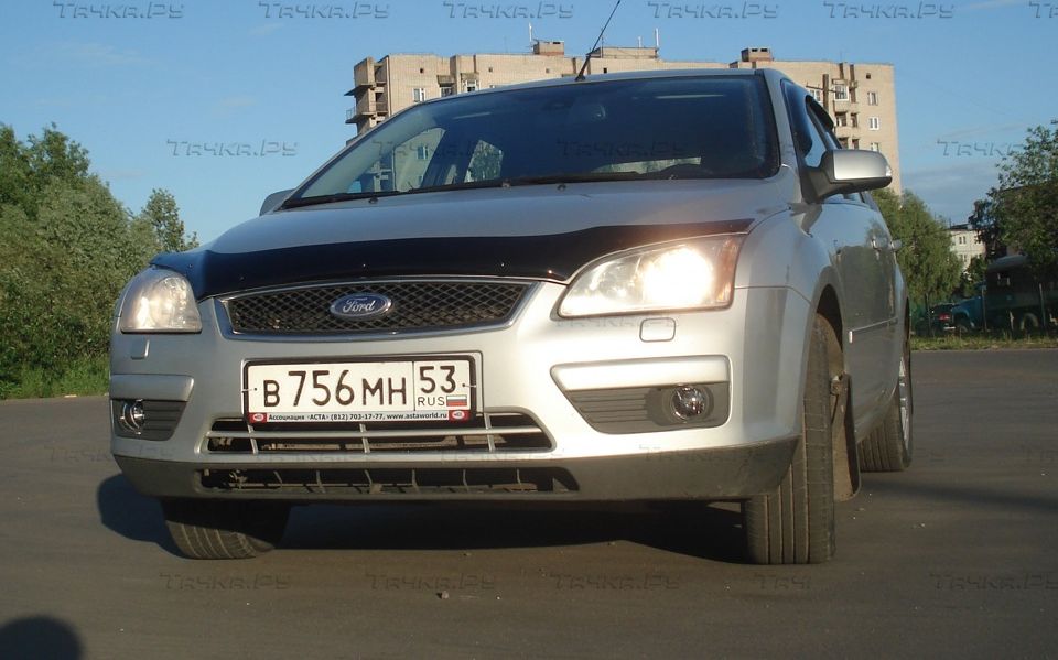 Дефлектор SIM для капота Ford Focus II седан 2005-2007. Артикул SFOFO20512