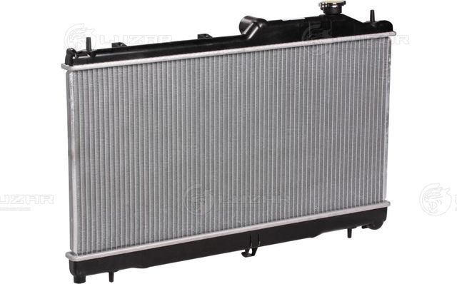 Радиатор охлаждения двигателя Luzar для Subaru Forester III 2009-2013. Артикул LRc 22112