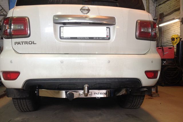 Фаркоп Baltex для Nissan Patrol Y62 2010-2026. (с декор. накладкой) Фланцевое крепление. Артикул 15190008