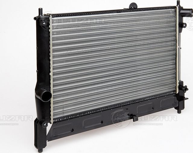Радиатор охлаждения двигателя Luzar для Daewoo Nubira I 1997-2000. Артикул LRc 0563