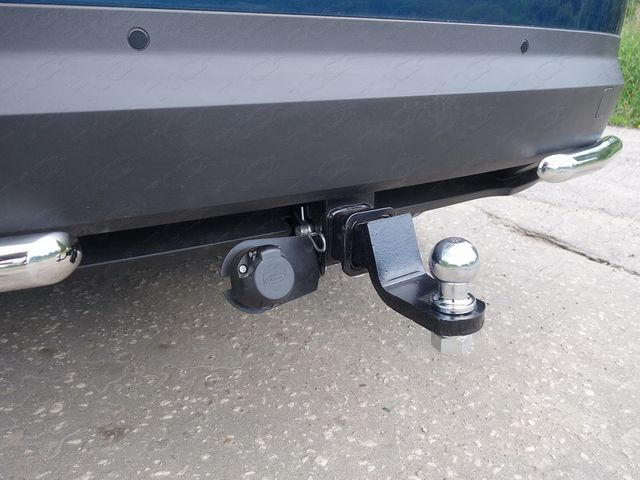 Фаркоп ТСС оцинкованный под американский квадрат для Skoda Kodiaq 2017-2026 (нерж. шар). Артикул TCU00075N