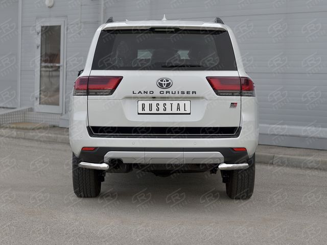 Защита RusStal заднего бампера уголки d63 секции для Toyota Land Cruiser 300 GR Sport 2021-2026. Артикул TLCZ-003971