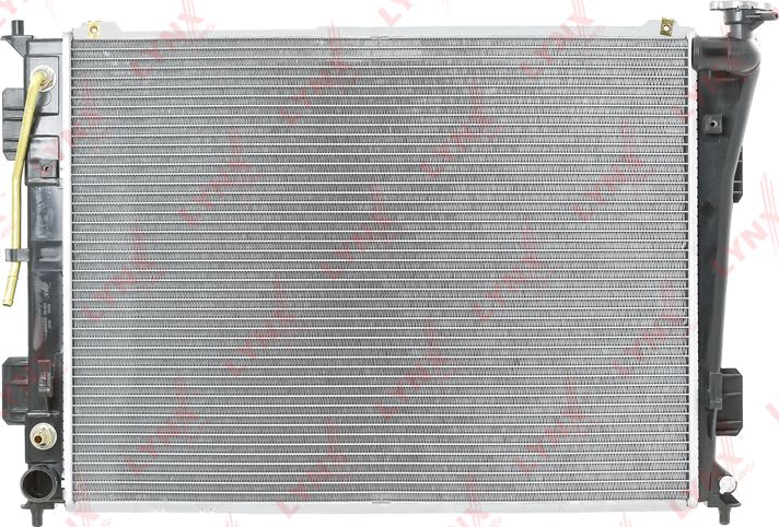 Радиатор охлаждения двигателя LYNXauto. Артикул RB-1070