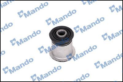 Сайлентблок переднего рычага подвески Mando. Артикул DCC010527