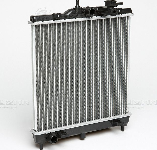 Радиатор охлаждения двигателя Luzar для Kia Picanto I 2004-2011. Артикул LRc KIPc04200
