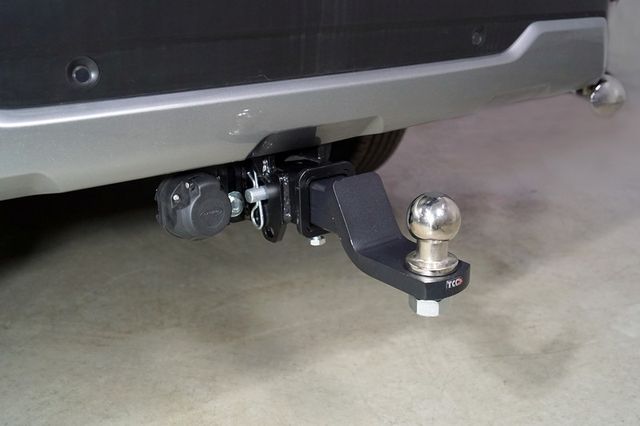 Фаркоп ТСС оцинкованный под американский квадрат для Subaru Outback VI 2019-2026 (нерж. шар). Артикул TCU00291N